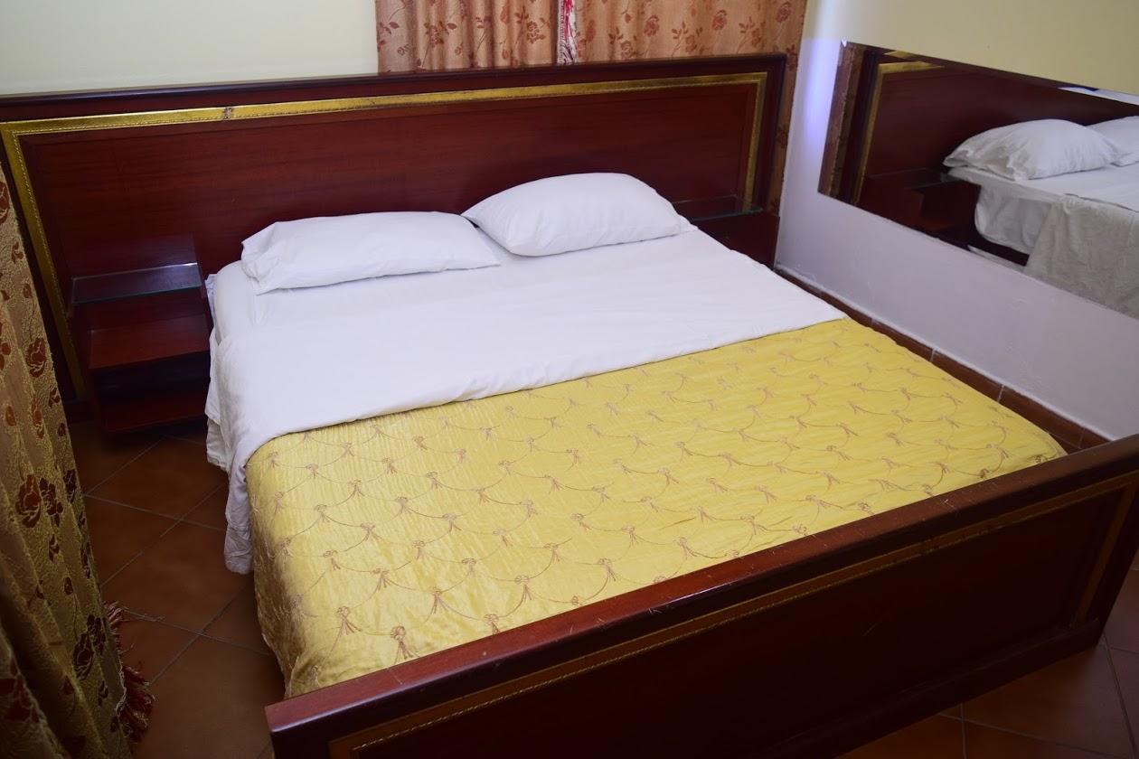Hotel Deja Tiranë Eksteriør bilde